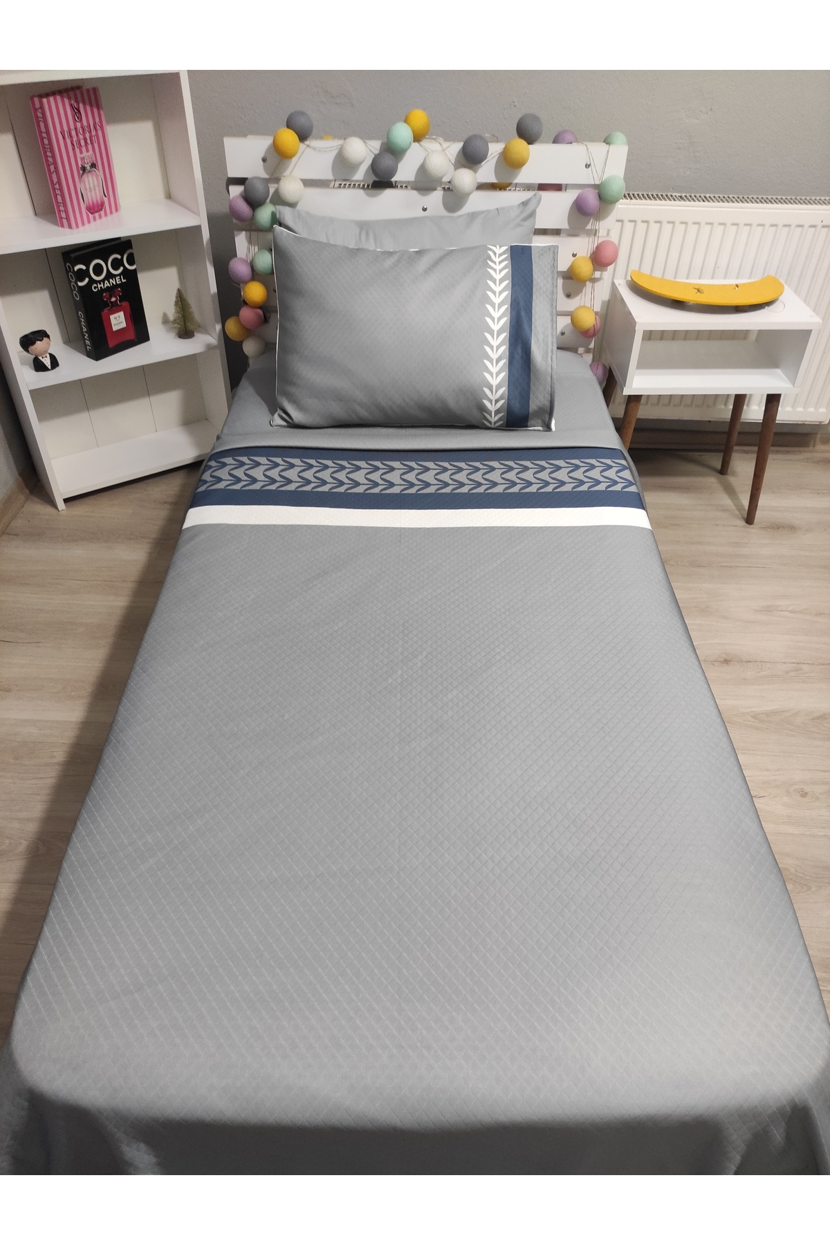 4 parça DEFNE BORDÜRLÜ (%100 pamuk 120X200 lastikli çarşaflı)Tek Kişilik Pike yatak örtüsü takımı