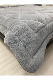 Welsoft Pofuduk Çift Taraflı AYDA OTURAN KIZ Desenli Tek Kişilik Yorgan Uyku Seti